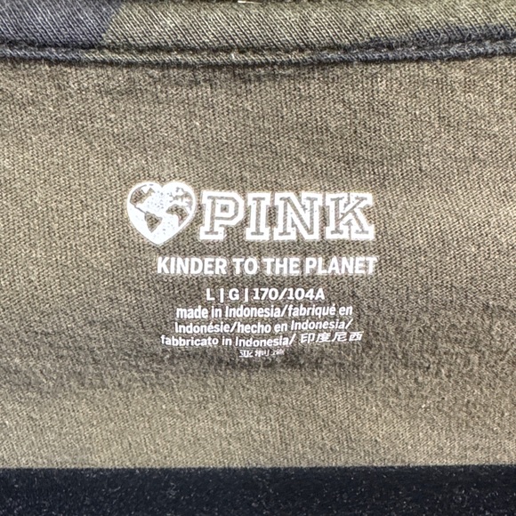 Great Condition PINK Victoria's Secret Green Camouflage Tee w/PINK Graphics - Picture 4 of 6